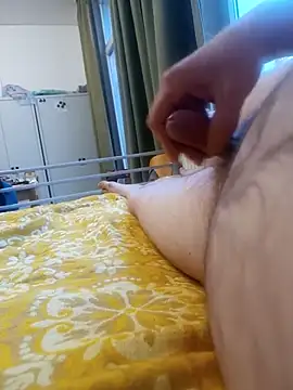 Snapshot of awesome-dirty-dick chatting on 09.29.25 awesome-dirty-dick online show from 09.29.25