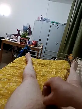 Snapshot of awesome-dirty-dick chatting on 10.08.25 awesome-dirty-dick online show from 10.08.25