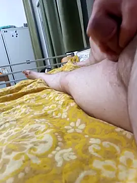 Snapshot of awesome-dirty-dick chatting on 10.27.25 awesome-dirty-dick online show from 10.27.25