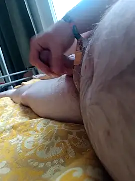 Snapshot of awesome-dirty-dick chatting on 11.01.25 awesome-dirty-dick online show from 11.01.25