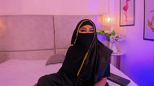 naomiii   online show from 11.17.25