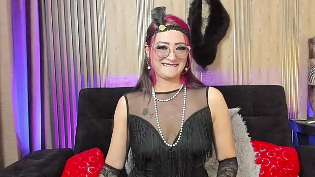 Snapshot of AdeleMourfg chatting on 11.01.25 AdeleMourfg online show from 11.01.25