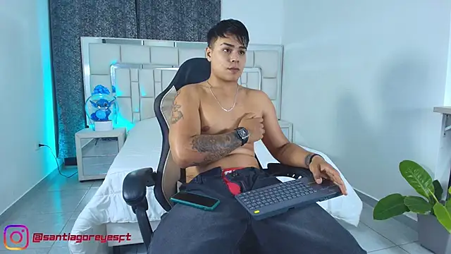 SantiagoReyesFtt online show from 04.07.26