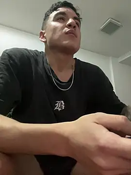 LCarreraa online show from 06.04.26