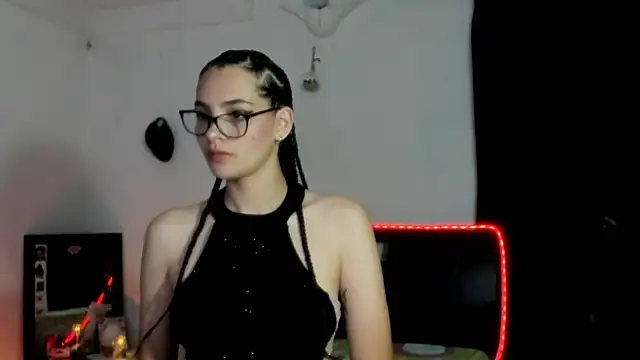 abigail monore  online show from 11.17.25