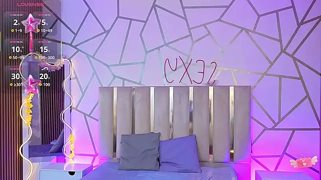 Jazmin tay online show from 09.10.25