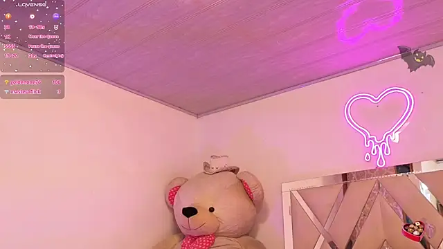 Jazmin tay online show from 11.08.25