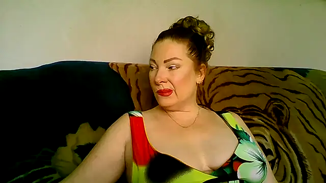 Snapshot of maritanna chatting on 07.27.26 maritanna online show from 07.27.26