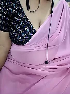 Snapshot of Yours_Radika chatting on 01.30.25 Yours Radika online show from 01.30.25