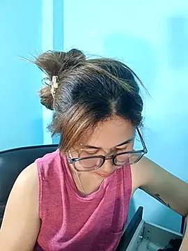 Snapshot of wawasaru chatting on 09.30.25 wawasaru online show from 09.30.25