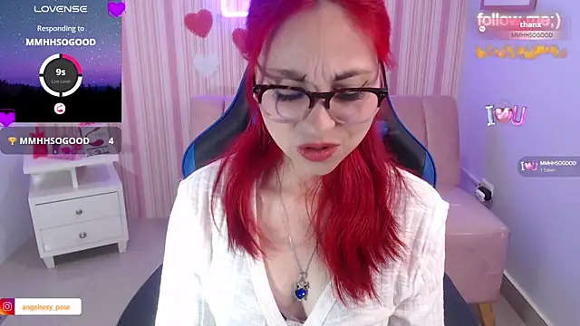 Snapshot of abril_ch_ chatting on 03.12.25 abril ch online show from 03.12.25