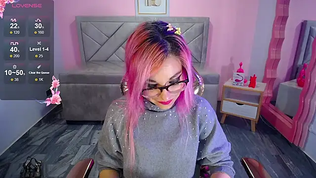 abril ch  online show from 11.10.25