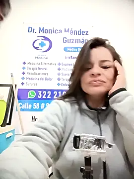 Snapshot of NATHALIA-28_ chatting on 02.18.26 NATHALIA-28 online show from 02.18.26