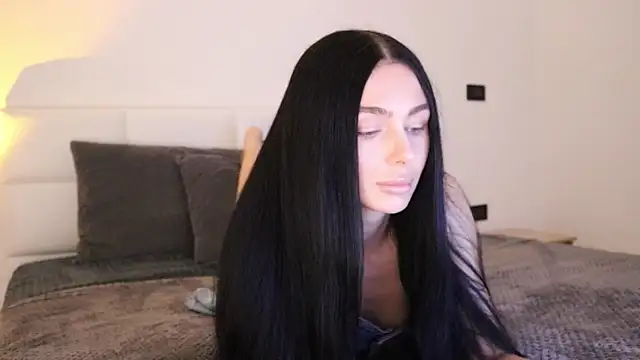 Snapshot of IvyKaelani chatting on 01.25.25 IvyKaelani online show from 01.25.25