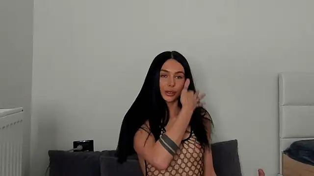 Snapshot of IvyKaelani chatting on 02.12.25 IvyKaelani online show from 02.12.25