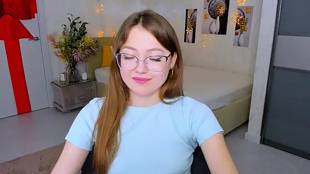 Snapshot of SereneFlame chatting on 02.10.25 SereneFlame online show from 02.10.25