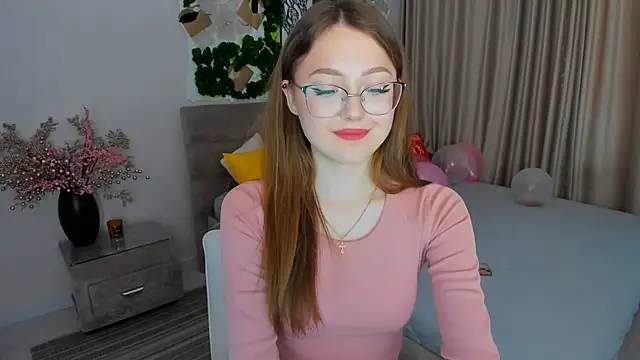 Snapshot of SereneFlame chatting on 02.16.25 SereneFlame online show from 02.16.25