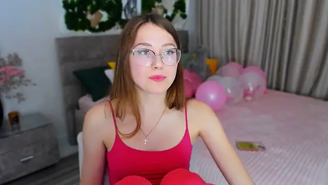 Snapshot of SereneFlame chatting on 02.22.25 SereneFlame online show from 02.22.25