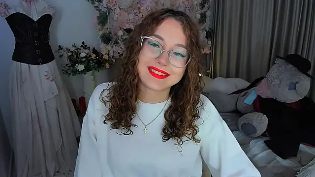 Snapshot of SereneFlame chatting on 11.01.25 SereneFlame online show from 11.01.25