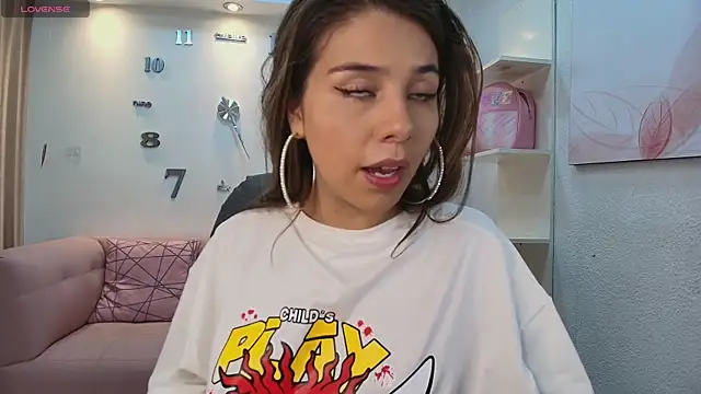 Snapshot of 1Sloppy_Fox4 chatting on 03.21.25 1Sloppy Fox4 online show from 03.21.25