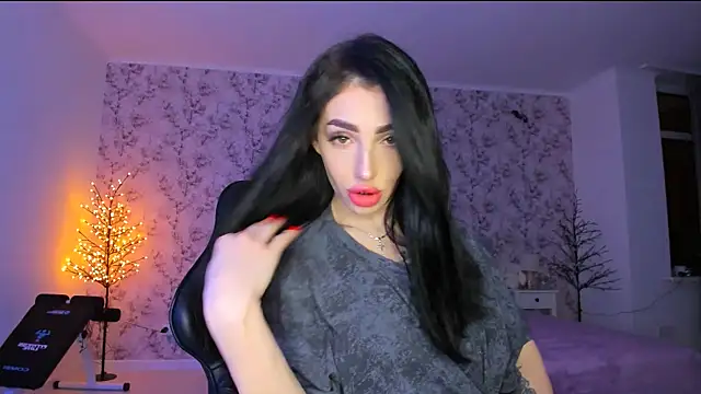 NancyLovee  online show from 01.08.26