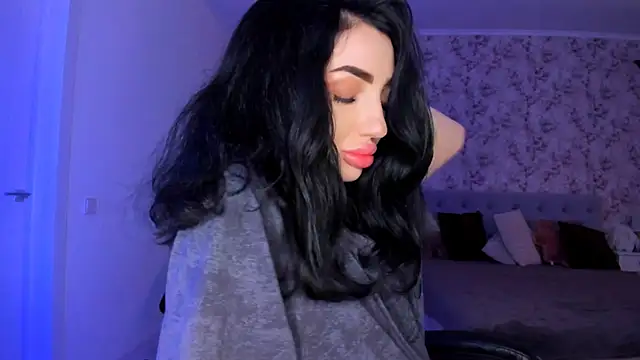 Snapshot of NancyLovee_ chatting on 06.07.26 NancyLovee online show from 06.07.26