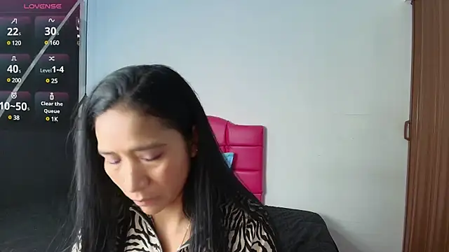 ScarleetJhonson  online show from 02.01.25