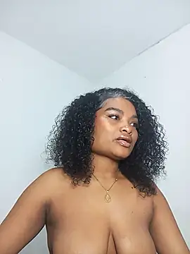 Snapshot of gianna_smith chatting on 02.13.26 gianna smith online show from 02.13.26