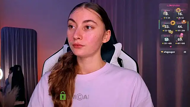 lady curls online show from 11.22.25