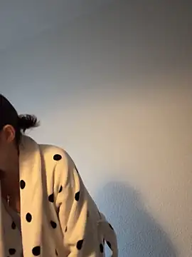 EmilyWi  online show from 10.10.25