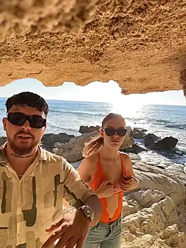 MrAndMrsSavage online show from 02.04.26