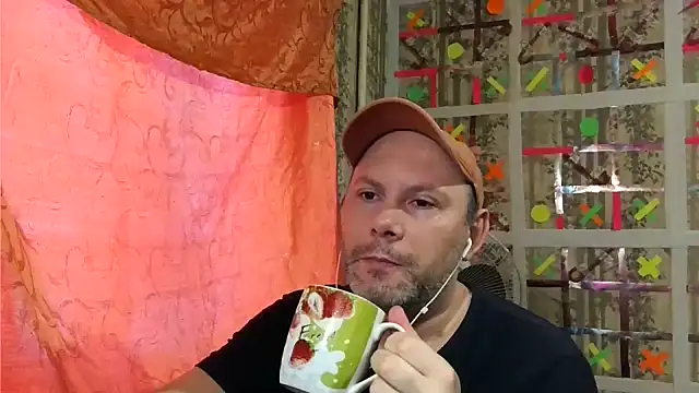 Snapshot of AgnichBan chatting on 01.10.25 AgnichBan online show from 01.10.25