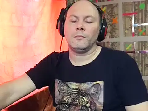 Snapshot of AgnichBan chatting on 01.27.25 AgnichBan online show from 01.27.25