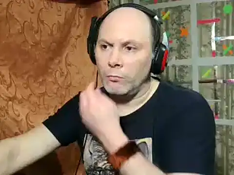 Snapshot of AgnichBan chatting on 01.27.25 AgnichBan online show from 01.27.25