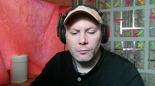 Snapshot of AgnichBan chatting on 02.12.25 AgnichBan online show from 02.12.25