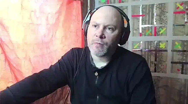 Snapshot of AgnichBan chatting on 02.16.25 AgnichBan online show from 02.16.25