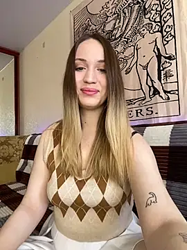 Snapshot of Emily_the_temptress_ chatting on 01.22.25 Emily the temptress online show from 01.22.25