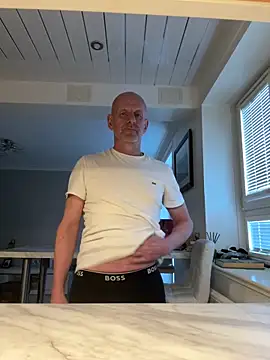 malematureisbest online show from 12.19.25