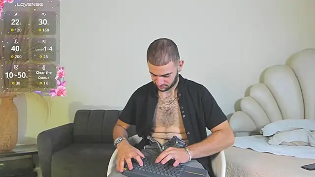 MaximusDick1  online show from 06.19.26