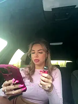 Snapshot of Gabriella_Hot_ chatting on 11.08.25 Gabriella Hot online show from 11.08.25