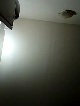 Snapshot of Virgin_Pussy_Love chatting on 01.18.26 Virgin Pussy Love online show from 01.18.26