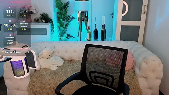 mei honey  online show from 02.01.25