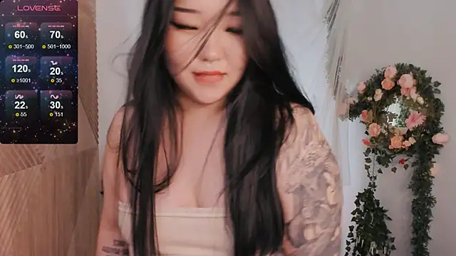 mei honey  online show from 02.21.25