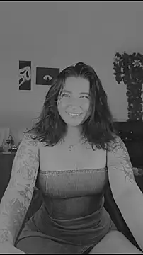 Pauilina online show from 04.14.26