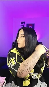 Pauilina online show from 04.21.26