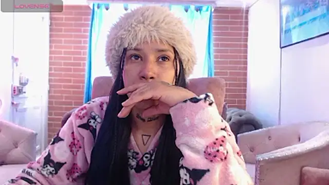 Snapshot of devi_black13_ chatting on 02.12.26 devi black13 online show from 02.12.26