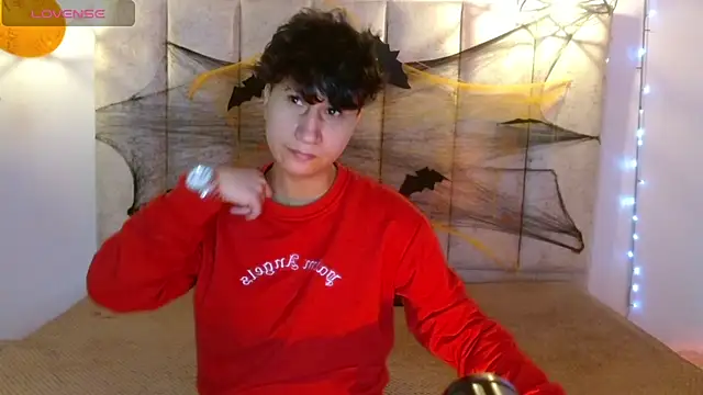 Im Milan Rs online show from 10.19.25