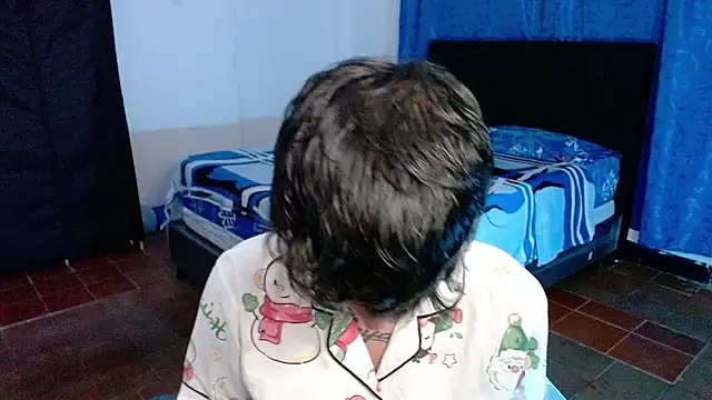 Snapshot of Im_Milan_Rs chatting on 05.21.26 Im Milan Rs online show from 05.21.26