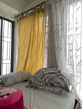 HannaSmiith online show from 10.20.25