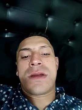 Snapshot of jeremiabello chatting on 03.17.25 jeremiabello online show from 03.17.25